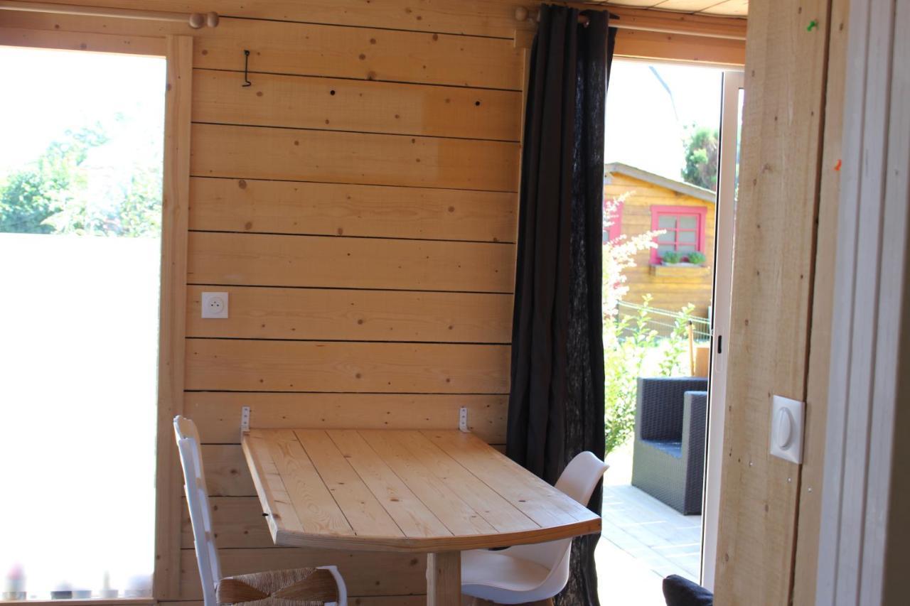 Tiny House Dans Jardin Arbore Perros-Guirec Exterior photo