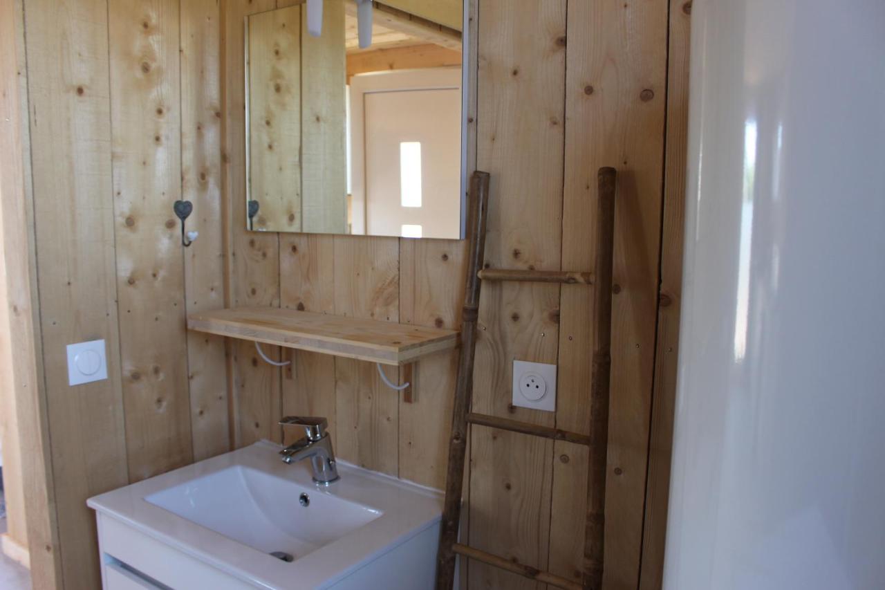 Tiny House Dans Jardin Arbore Perros-Guirec Exterior photo