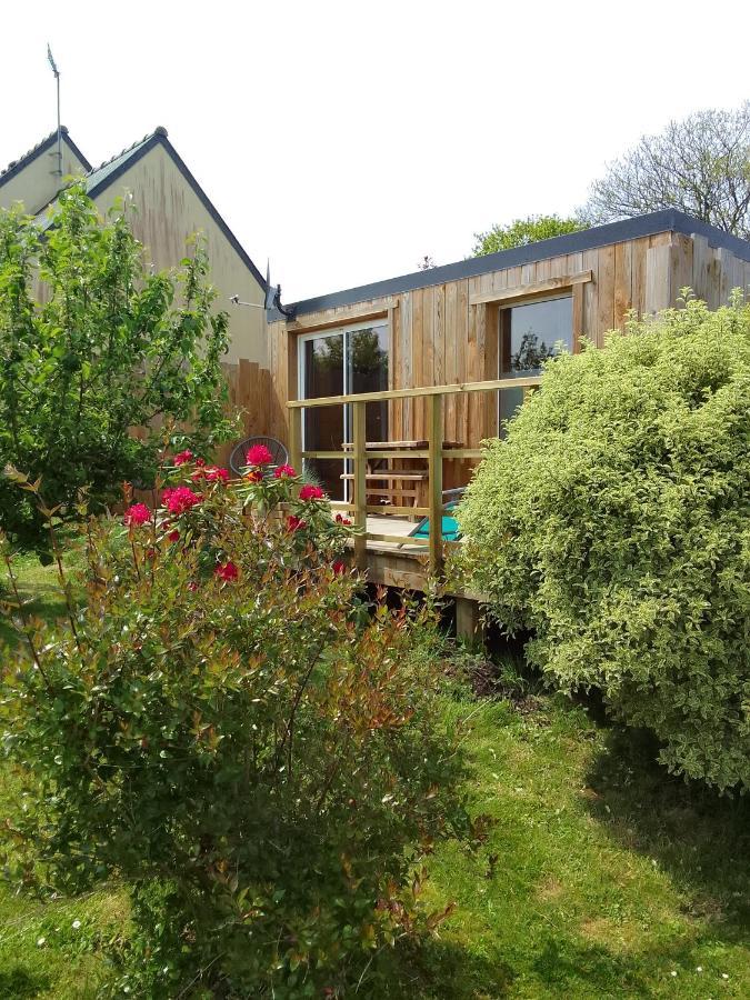 Tiny House Dans Jardin Arbore Perros-Guirec Exterior photo